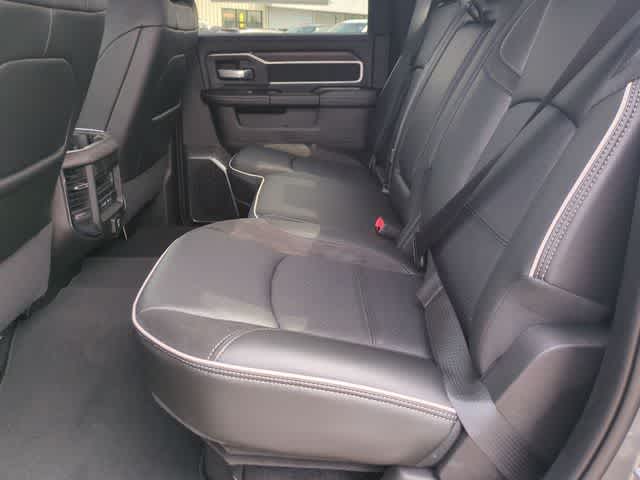 2026 RAM 3500 RAM 3500 LARAMIE CREW CAB 4X4 8' BOX