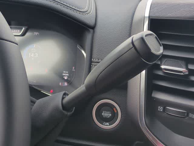 2026 RAM 3500 RAM 3500 LARAMIE CREW CAB 4X4 8' BOX