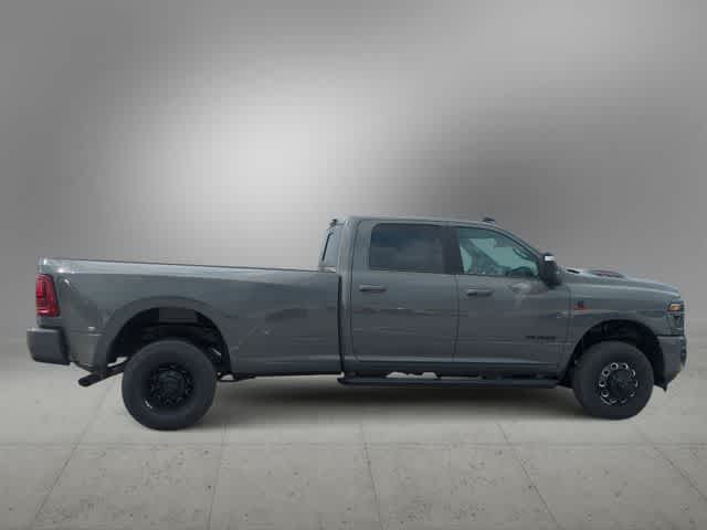 2026 RAM 3500 RAM 3500 LARAMIE CREW CAB 4X4 8' BOX