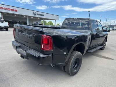 2026 RAM 3500 RAM 3500 LARAMIE CREW CAB 4X4 8' BOX