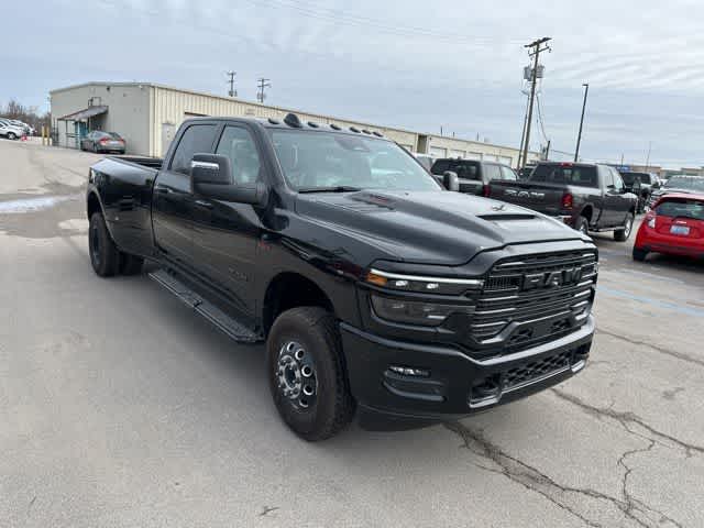 2026 RAM 3500 RAM 3500 LARAMIE CREW CAB 4X4 8' BOX
