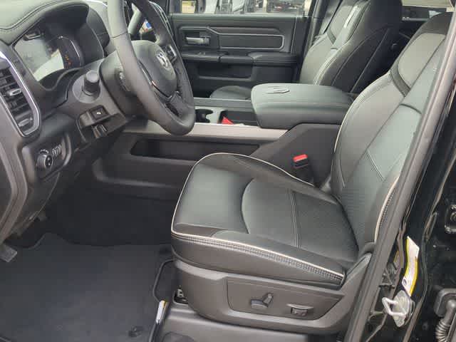 2026 RAM 3500 RAM 3500 LARAMIE CREW CAB 4X4 8' BOX