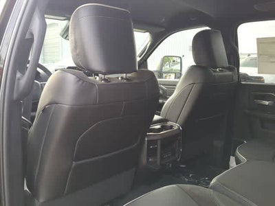 2026 RAM 3500 RAM 3500 LARAMIE CREW CAB 4X4 8' BOX