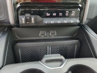 2026 RAM 3500 RAM 3500 LARAMIE CREW CAB 4X4 8' BOX