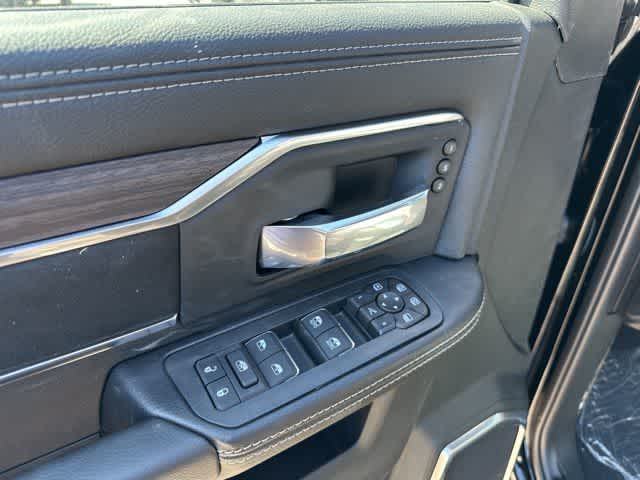 2026 RAM 3500 RAM 3500 LARAMIE CREW CAB 4X4 8' BOX