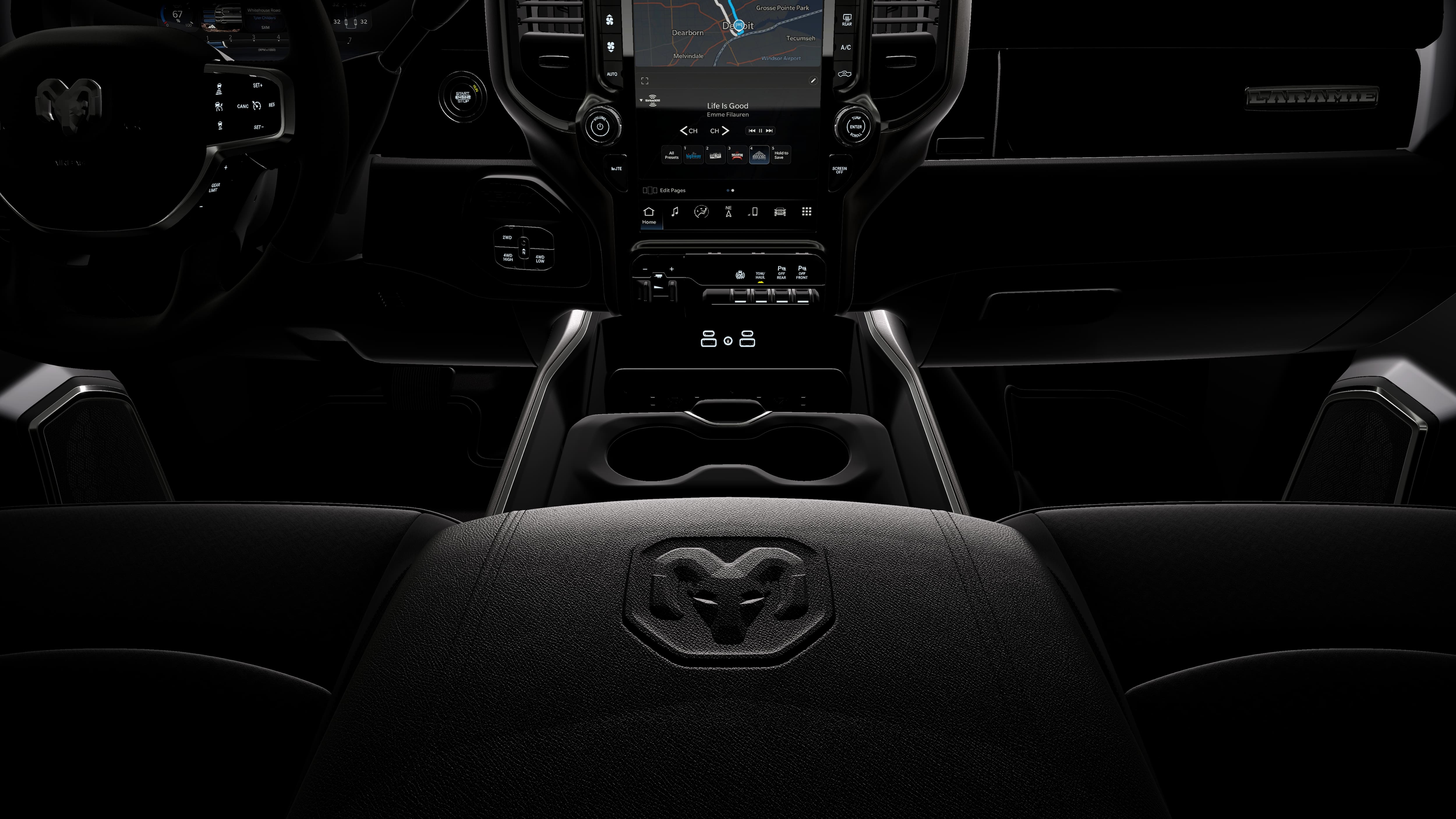 2026 RAM 3500 RAM 3500 LARAMIE CREW CAB 4X4 8' BOX