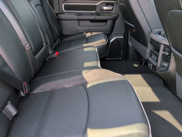 2026 RAM 3500 RAM 3500 LARAMIE CREW CAB 4X4 8' BOX