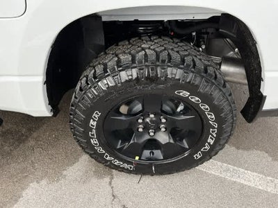2027 RAM 1500 RAM 1500 WARLOCK CREW CAB 4X4 5'7' BOX