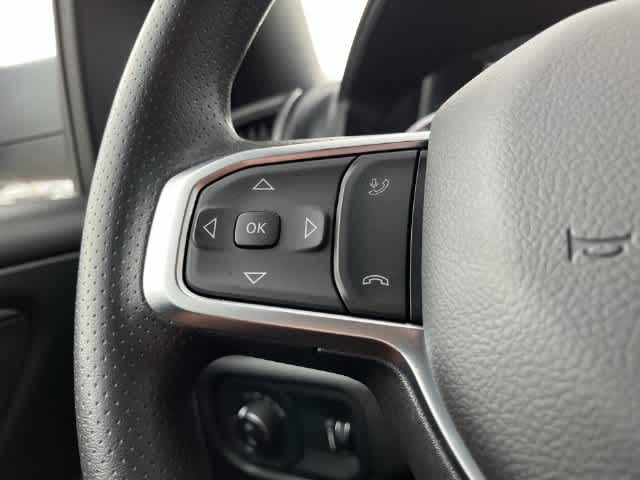 2027 RAM 1500 RAM 1500 WARLOCK CREW CAB 4X4 5'7' BOX