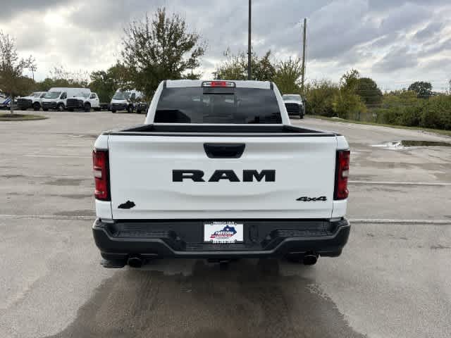 2027 RAM 1500 RAM 1500 WARLOCK CREW CAB 4X4 5'7' BOX