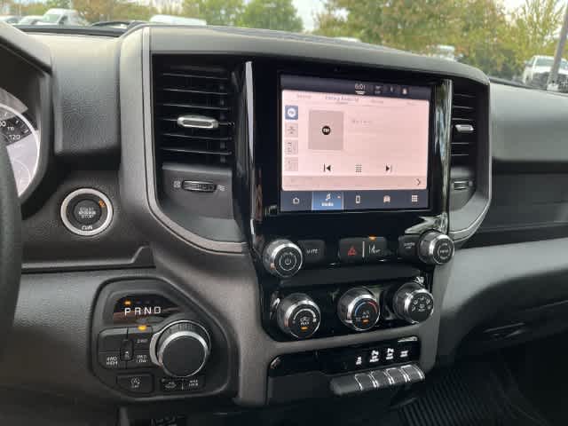 2027 RAM 1500 RAM 1500 WARLOCK CREW CAB 4X4 5'7' BOX