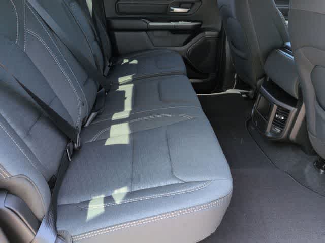 2026 RAM 1500 RAM 1500 TRADESMAN CREW CAB 4X4 5'7' BOX