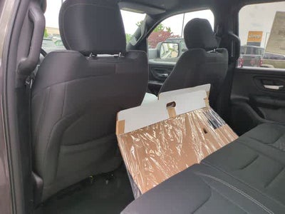 2026 RAM 1500 RAM 1500 WARLOCK CREW CAB 4X4 5'7' BOX