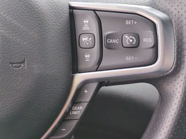 2026 RAM 1500 RAM 1500 WARLOCK CREW CAB 4X4 5'7' BOX