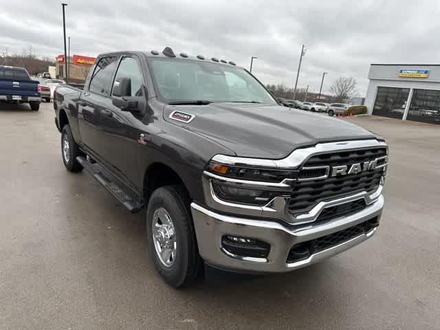 2026 RAM 2500 RAM 2500 TRADESMAN CREW CAB 4X4 6'4' BOX