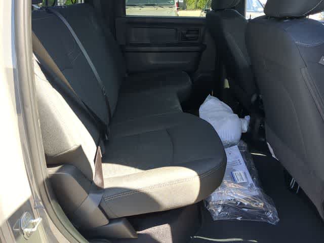 2026 RAM 2500 RAM 2500 BLACK EXPRESS CREW CAB 4X4 6'4' BOX