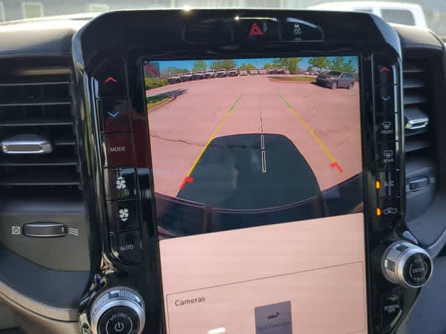 2026 RAM 2500 RAM 2500 BLACK EXPRESS CREW CAB 4X4 6'4' BOX