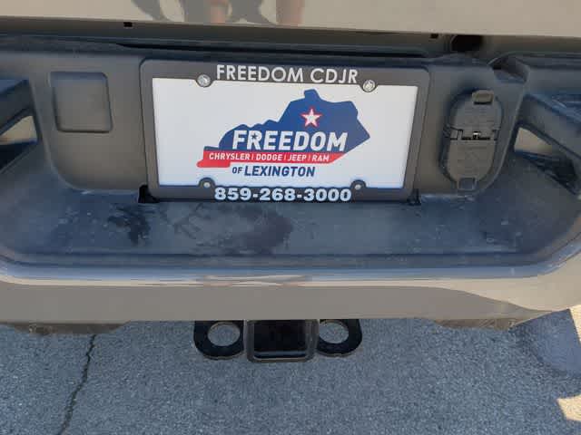 2026 RAM 2500 RAM 2500 BLACK EXPRESS CREW CAB 4X4 6'4' BOX