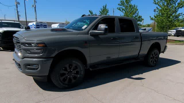 2026 RAM 2500 RAM 2500 BLACK EXPRESS CREW CAB 4X4 6'4' BOX