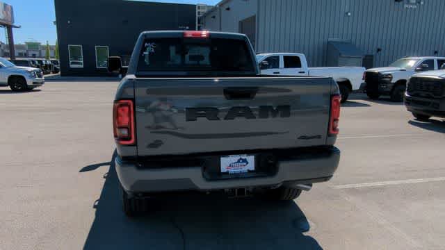 2026 RAM 2500 RAM 2500 BLACK EXPRESS CREW CAB 4X4 6'4' BOX