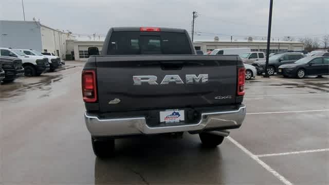 2026 RAM 2500 RAM 2500 TRADESMAN CREW CAB 4X4 6'4' BOX
