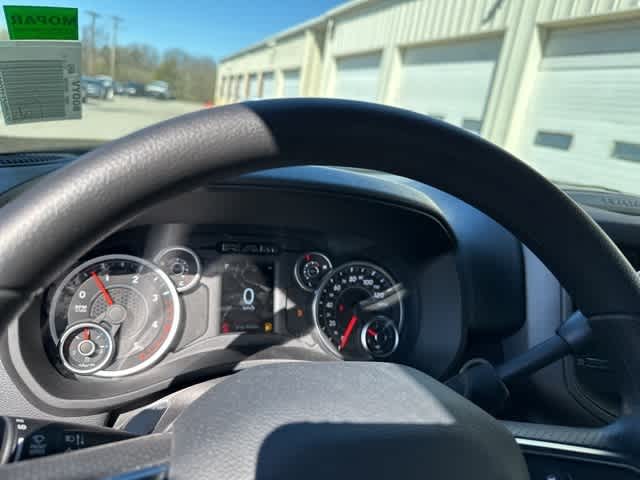 2026 RAM 2500 RAM 2500 TRADESMAN CREW CAB 4X4 6'4' BOX