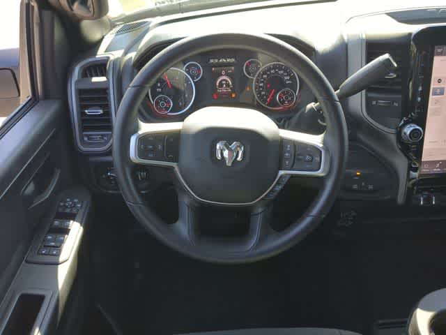 2026 RAM 2500 RAM 2500 BLACK EXPRESS CREW CAB 4X4 6'4' BOX