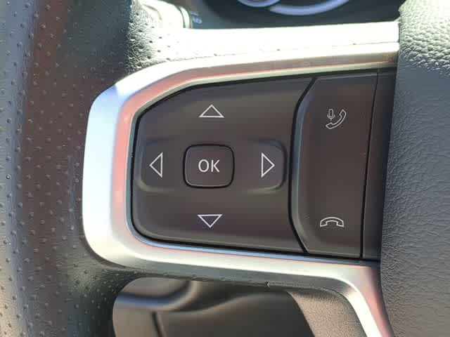 2026 RAM 2500 RAM 2500 BLACK EXPRESS CREW CAB 4X4 6'4' BOX