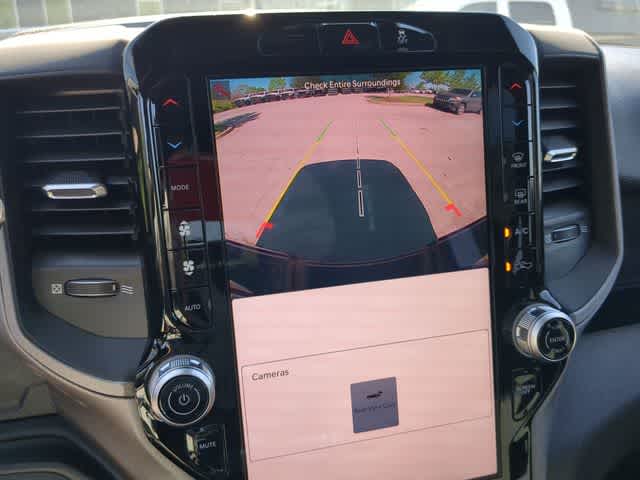 2026 RAM 2500 RAM 2500 BLACK EXPRESS CREW CAB 4X4 6'4' BOX