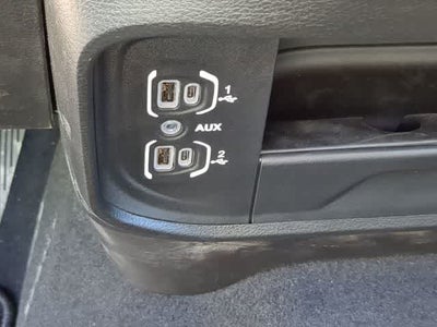 2026 RAM 2500 RAM 2500 BLACK EXPRESS CREW CAB 4X4 6'4' BOX