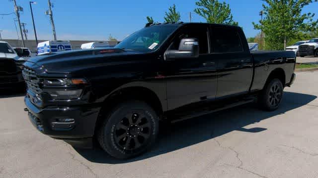 2026 RAM 2500 RAM 2500 BLACK EXPRESS CREW CAB 4X4 6'4' BOX