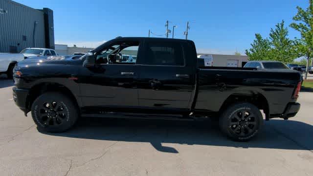 2026 RAM 2500 RAM 2500 BLACK EXPRESS CREW CAB 4X4 6'4' BOX