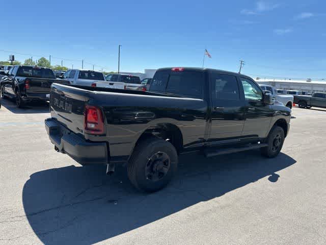 2026 RAM 2500 RAM 2500 TRADESMAN CREW CAB 4X4 6'4' BOX