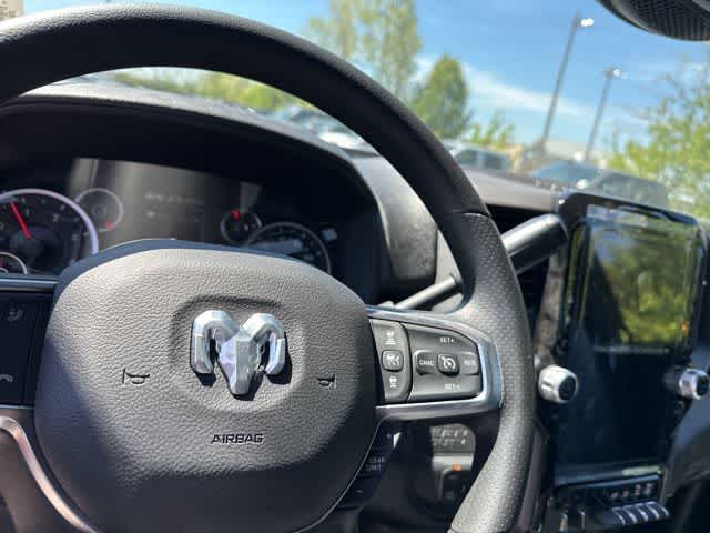 2026 RAM 2500 RAM 2500 TRADESMAN CREW CAB 4X4 6'4' BOX