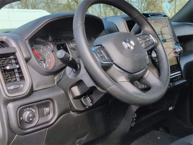 2026 RAM 2500 RAM 2500 TRADESMAN CREW CAB 4X4 6'4' BOX