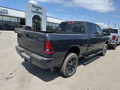 2026 RAM 2500 RAM 2500 BLACK EXPRESS CREW CAB 4X4 6'4' BOX