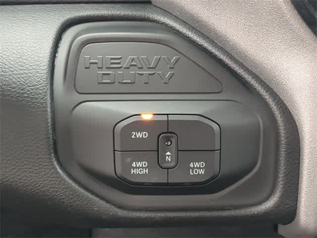 2026 RAM 2500 RAM 2500 TRADESMAN CREW CAB 4X4 6'4' BOX