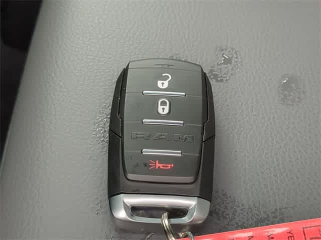 2026 RAM 2500 RAM 2500 TRADESMAN CREW CAB 4X4 6'4' BOX