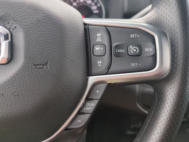 2026 RAM 2500 RAM 2500 TRADESMAN CREW CAB 4X4 6'4' BOX