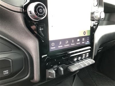 2026 RAM 2500 RAM 2500 TRADESMAN CREW CAB 4X4 6'4' BOX