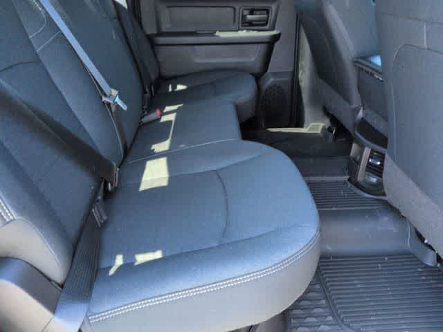 2026 RAM 2500 RAM 2500 BLACK EXPRESS CREW CAB 4X4 6'4' BOX
