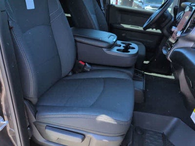 2026 RAM 2500 RAM 2500 BLACK EXPRESS CREW CAB 4X4 6'4' BOX