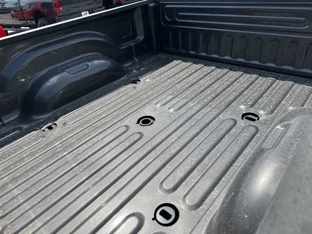 2026 RAM 2500 RAM 2500 BLACK EXPRESS CREW CAB 4X4 6'4' BOX