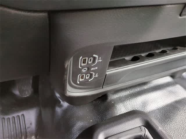 2024 RAM 2500 RAM 2500 TRADESMAN CREW CAB 4X4 6'4' BOX