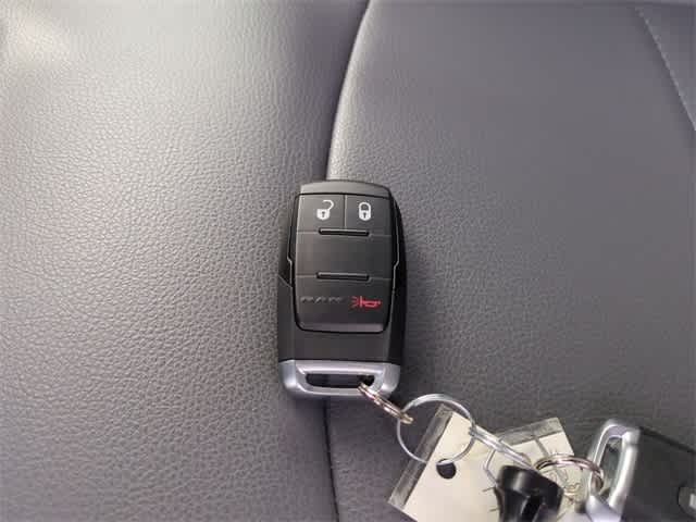 2024 RAM 2500 RAM 2500 TRADESMAN CREW CAB 4X4 6'4' BOX