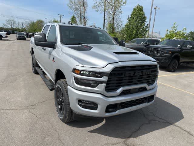 2026 RAM 2500 RAM 2500 BLACK EXPRESS CREW CAB 4X4 6'4' BOX