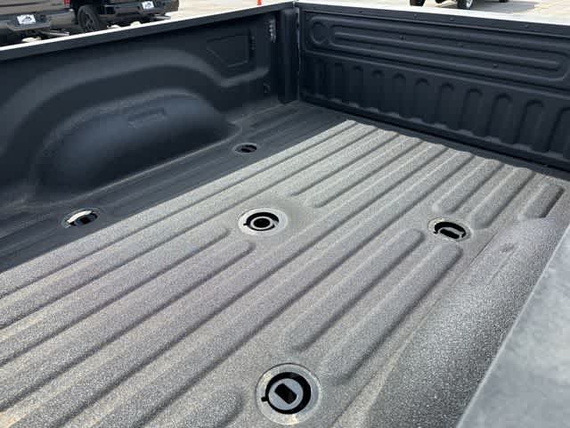 2026 RAM 2500 RAM 2500 BLACK EXPRESS CREW CAB 4X4 6'4' BOX