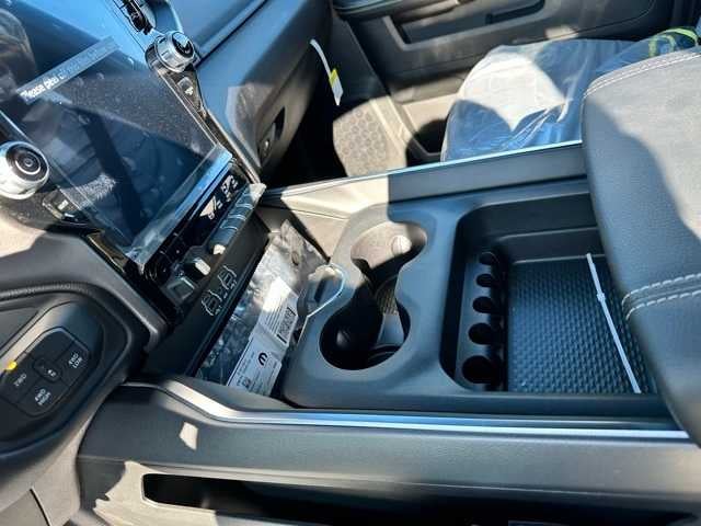 2026 RAM 2500 RAM 2500 BIG HORN CREW CAB 4X4 6'4' BOX