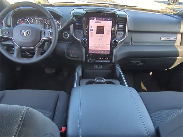 2025 RAM 2500 RAM 2500 BIG HORN CREW CAB 4X4 6'4' BOX