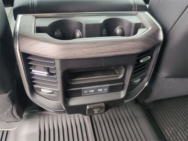 2026 RAM 2500 RAM 2500 LARAMIE CREW CAB 4X4 6'4' BOX